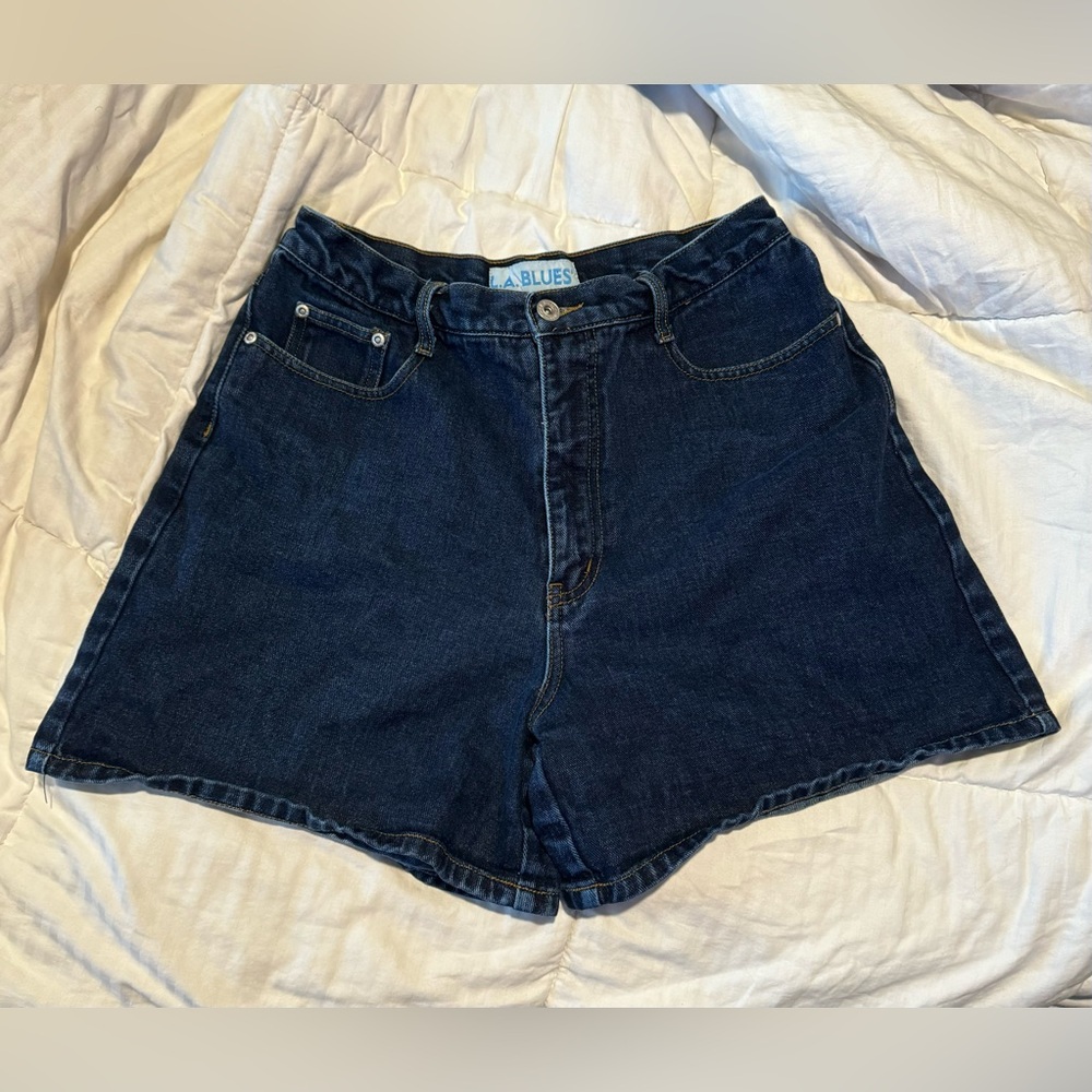 DARK WASH DENIM HIGH WAISTED MOM SHORTS